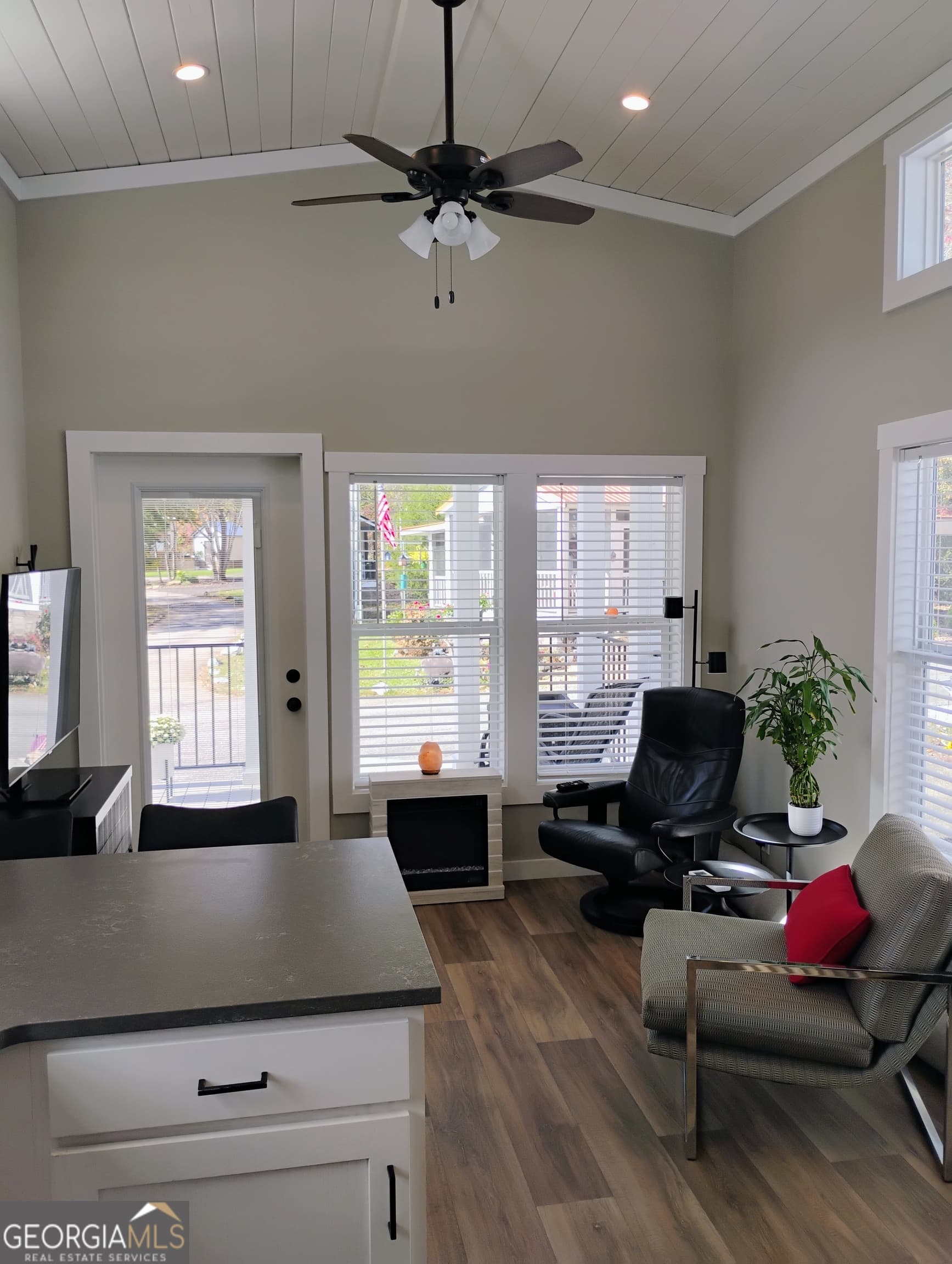 1 bedroom, 1 bathroom, 525 sq ft single family residence for sale at 4960 Laurel Lodge Road LOT 44, Clarkesville, GA 30523 — photo 4