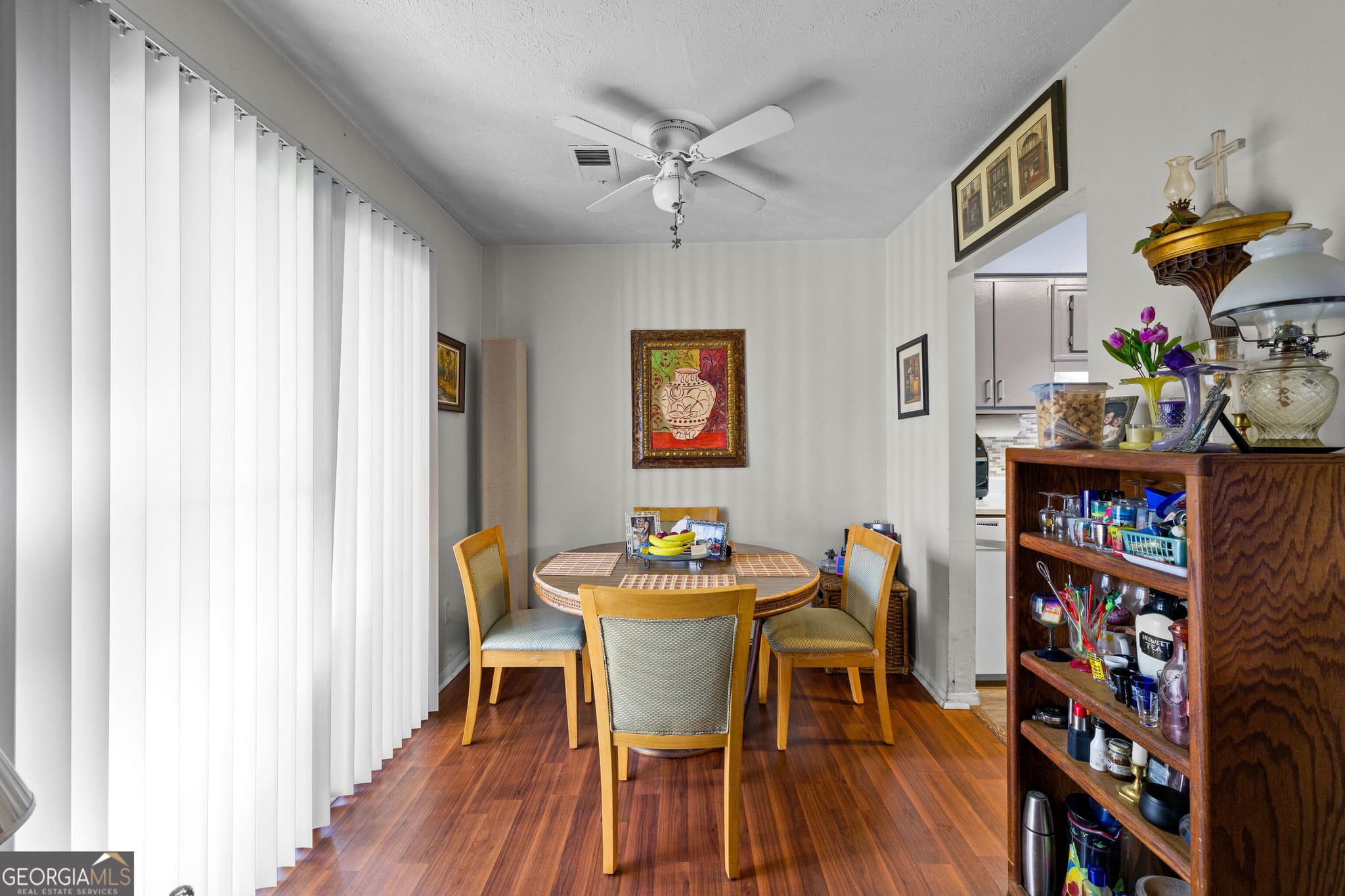 3 bedroom, 1.5 bathroom, 1,116 sq ft condominium for sale at 133 Twiggs Corner, Peachtree City, GA 30269 — photo 6