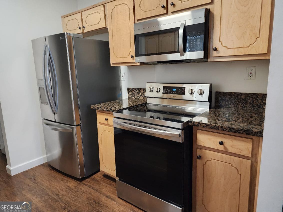 3 bedroom, 2 bathroom, 1,923 sq ft single family residence for rent at 244 Windemere Way, Jonesboro, GA 30238 for $1,700 a month — photo 6