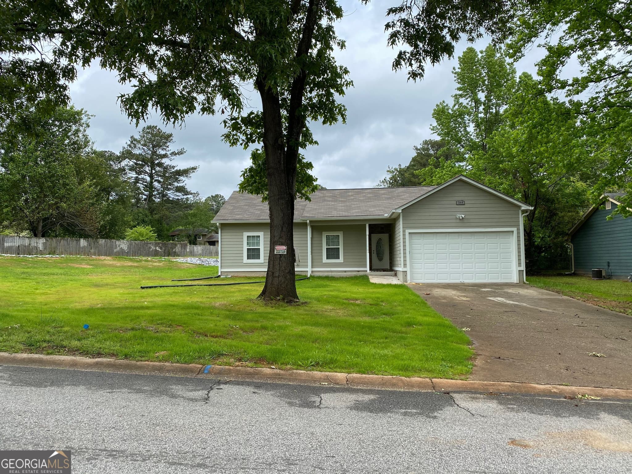 3 bedroom, 2 bathroom, 1,923 sq ft single family residence for rent at 244 Windemere Way, Jonesboro, GA 30238 for $1,700 a month — photo 1 of 22