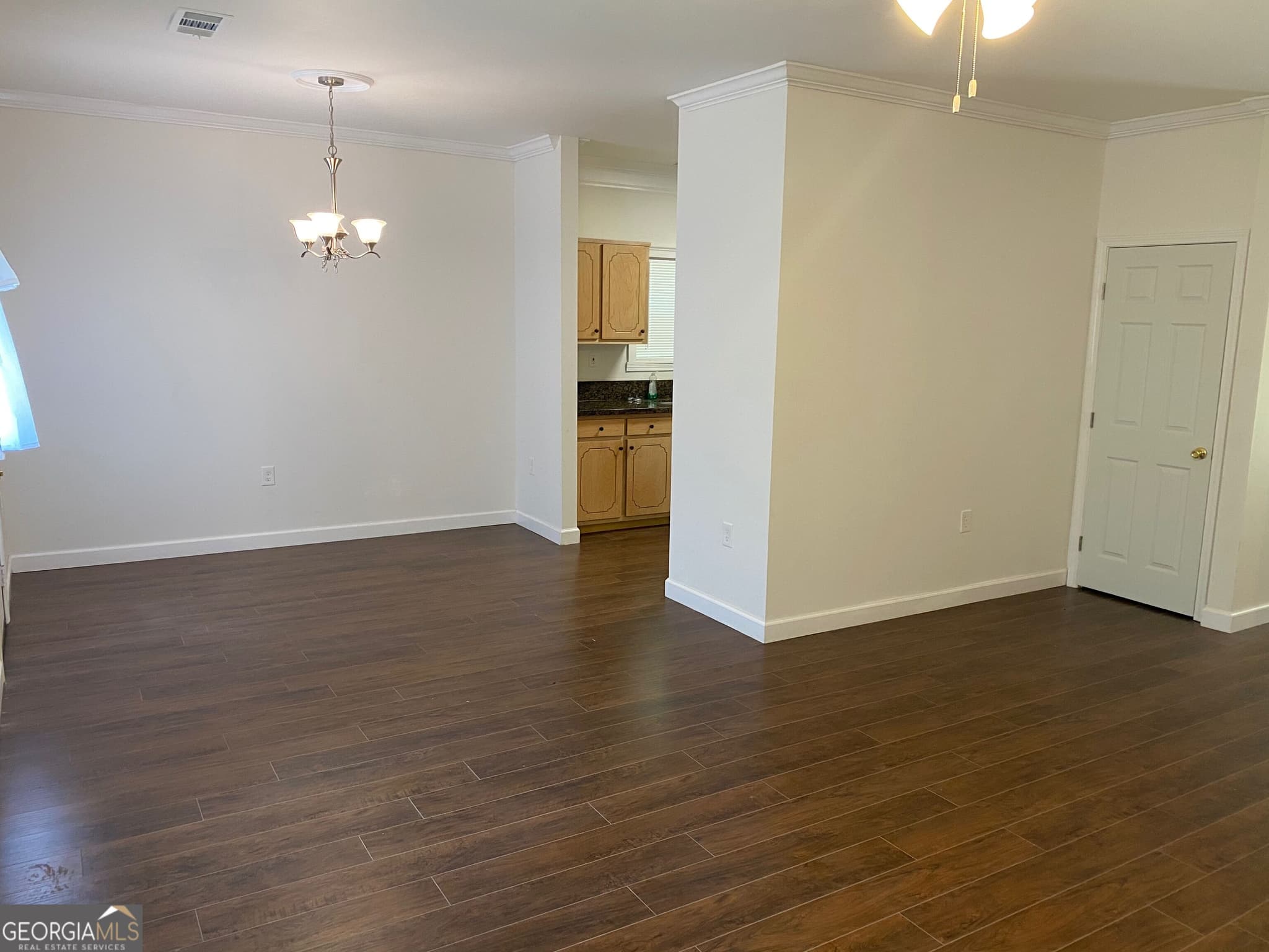 3 bedroom, 2 bathroom, 1,923 sq ft single family residence for rent at 244 Windemere Way, Jonesboro, GA 30238 for $1,700 a month — photo 10