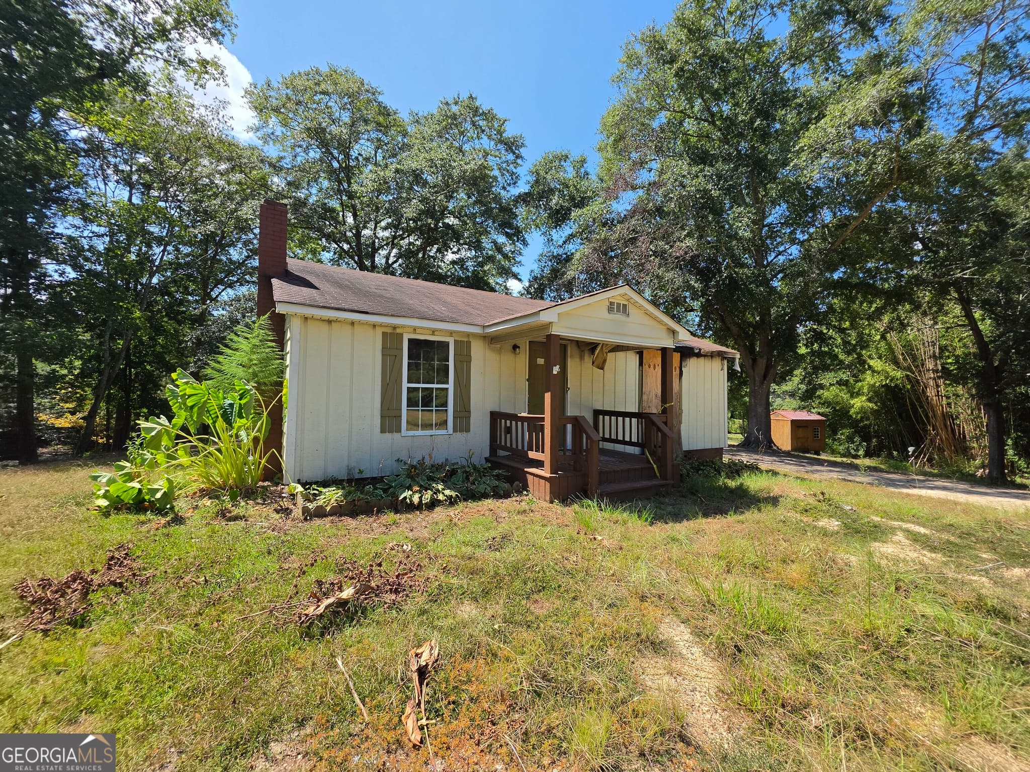 2 bedroom, 1 bathroom, 926 sq ft single family residence for sale at 2842 Hamilton Road, Lagrange, GA 30241 — photo 2