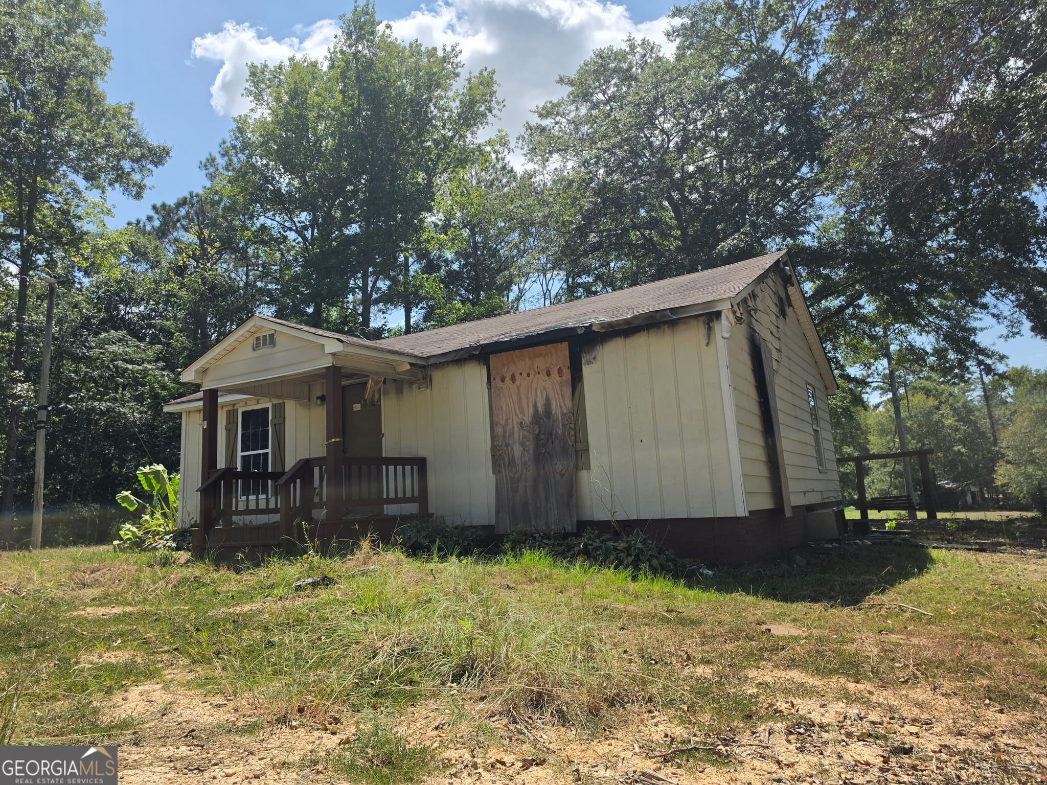 2 bedroom, 1 bathroom, 926 sq ft single family residence for sale at 2842 Hamilton Road, Lagrange, GA 30241 — photo 6