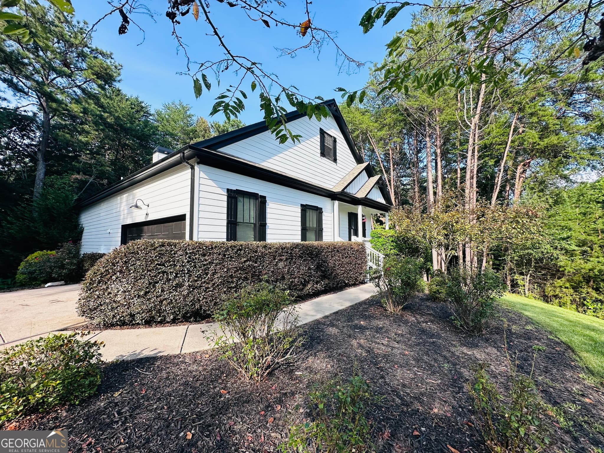 5 bedroom, 3 bathroom, 3,400 sq ft single family residence for sale at 41 Brumby Trail, Ellijay, GA 30536 — photo 4