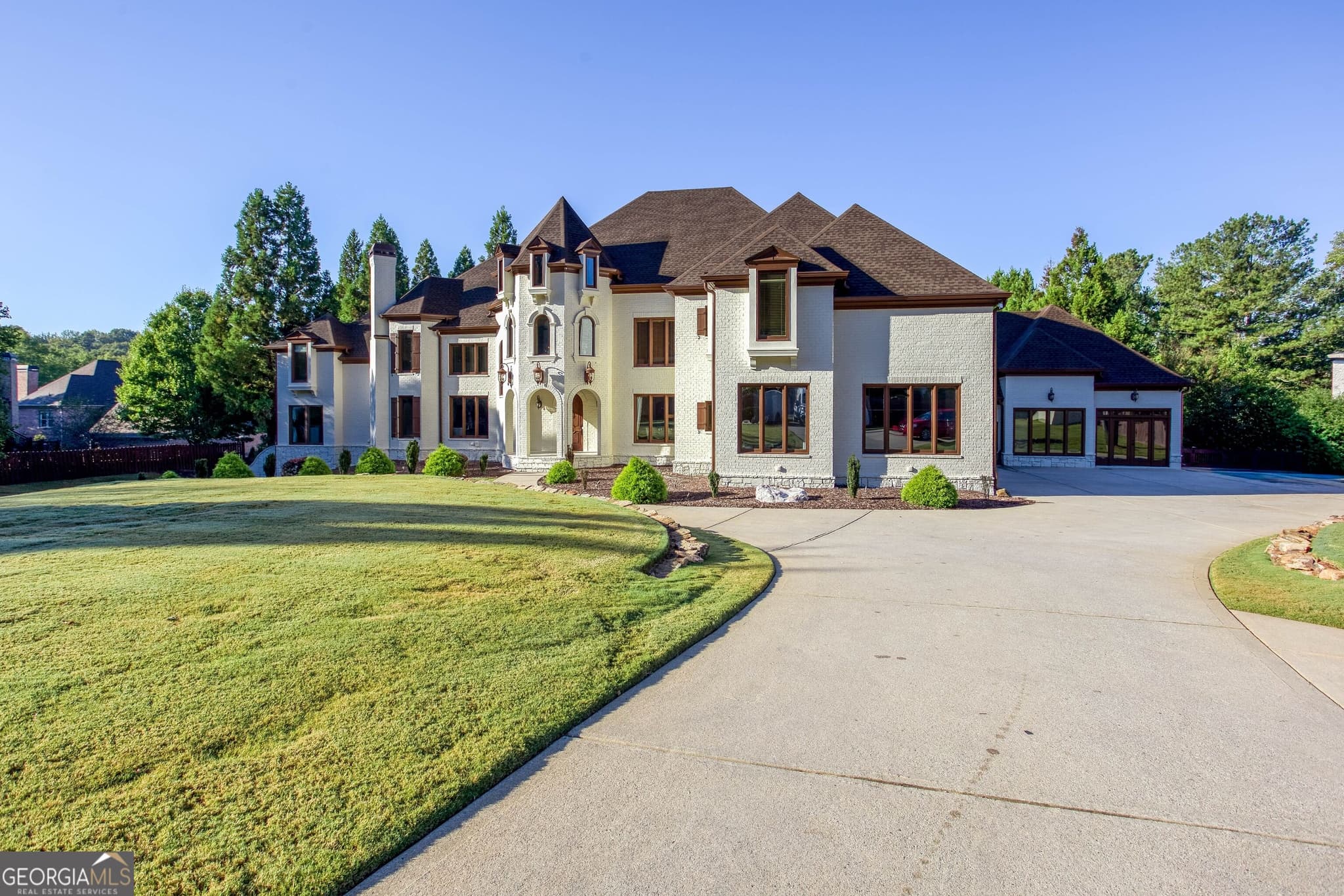 7 bedroom, 7.5 bathroom single family residence for sale at 2686 Jamerson Road, Marietta, GA 30066 — photo 3