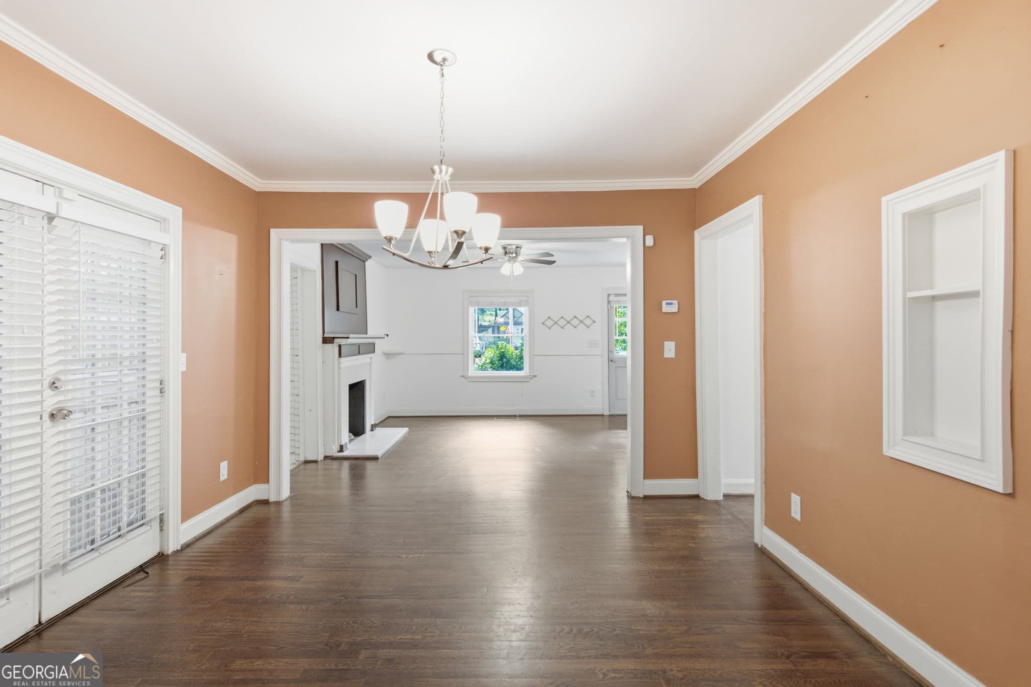 3 bedroom, 2 bathroom, 1,759 sq ft single family residence for rent at 1669 Emerald Avenue, Atlanta, GA 30310 for $2,250 a month — photo 9