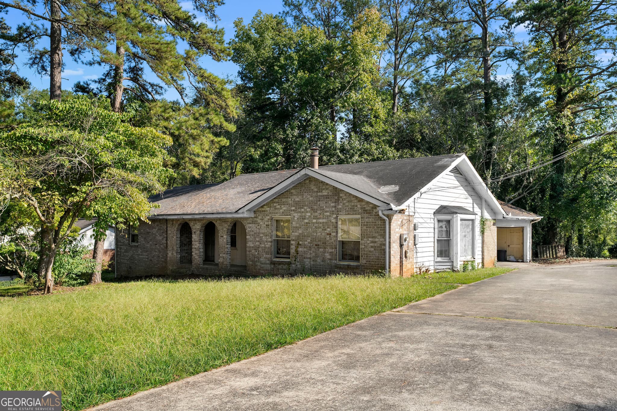 4 bedroom, 3 bathroom, 2,485 sq ft single family residence for sale at 111 Candy Circle, Carrollton, GA 30117