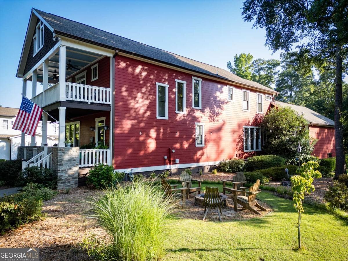 4 bedroom, 3.5 bathroom, 2,903 sq ft single family residence for sale at 1060 Cobblestone Drive, Bogart, GA 30622 — photo 2