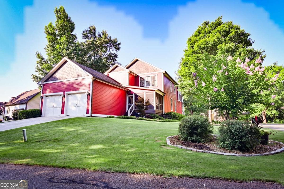 4 bedroom, 3.5 bathroom, 2,903 sq ft single family residence for sale at 1060 Cobblestone Drive, Bogart, GA 30622 — photo 4