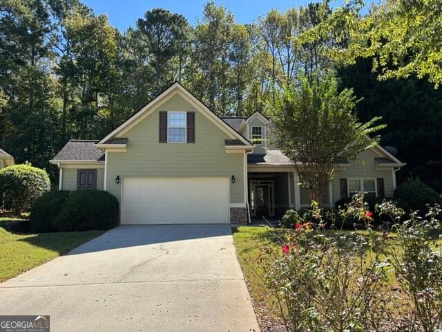 5 bedroom, 3 bathroom, 2,521 sq ft single family residence for sale at 22 Ashville Place, Newnan, GA 30265