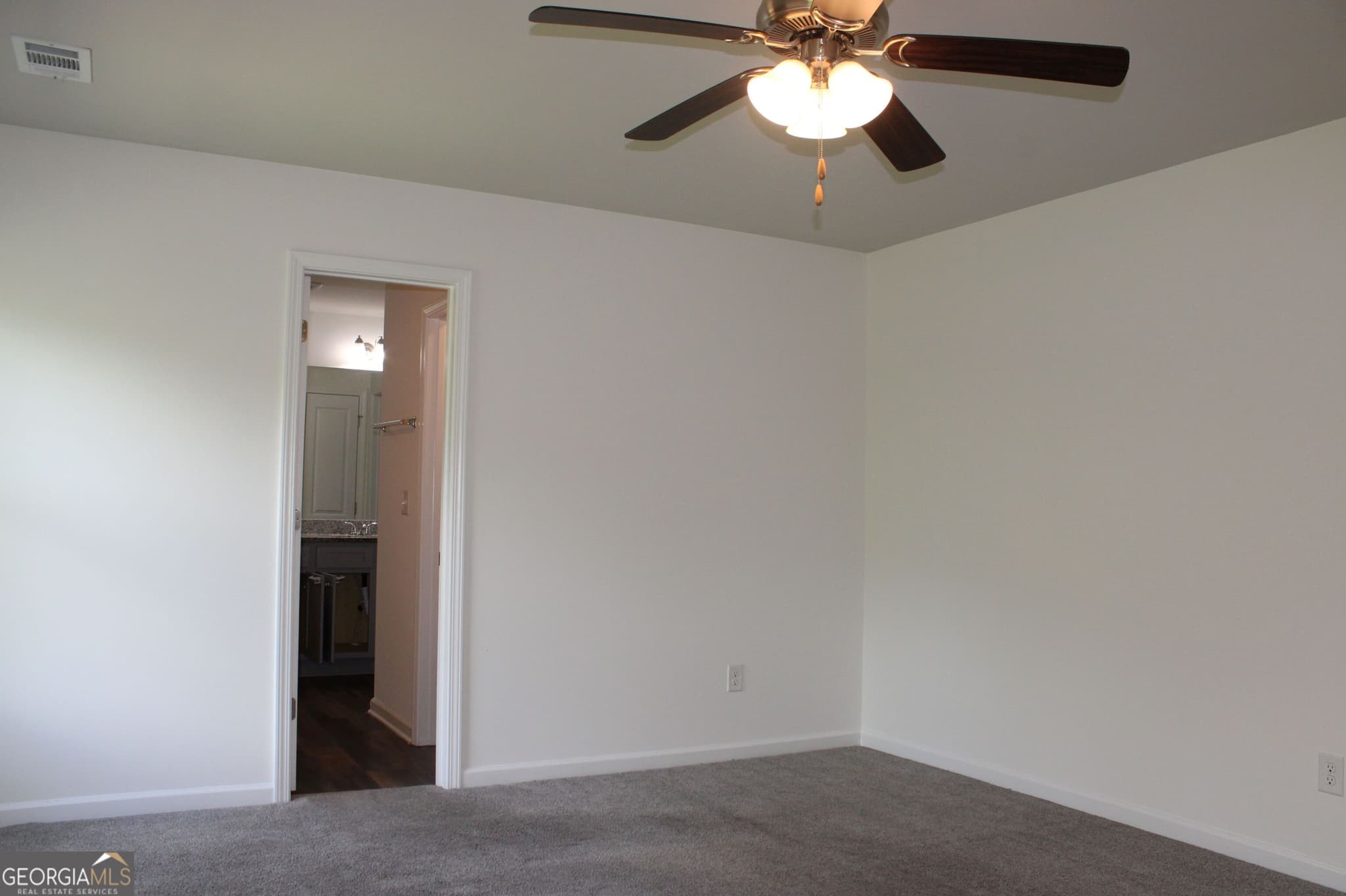4 bedroom, 3 bathroom single family residence for rent at 9220 Golfview Circle, Covington, GA 30014 for $1,900 a month — photo 8