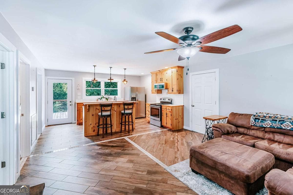 2 bedroom, 2 bathroom, 1,040 sq ft single family residence for sale at 3288 King Hall Mill Road, Bowman, GA 30624 — photo 3