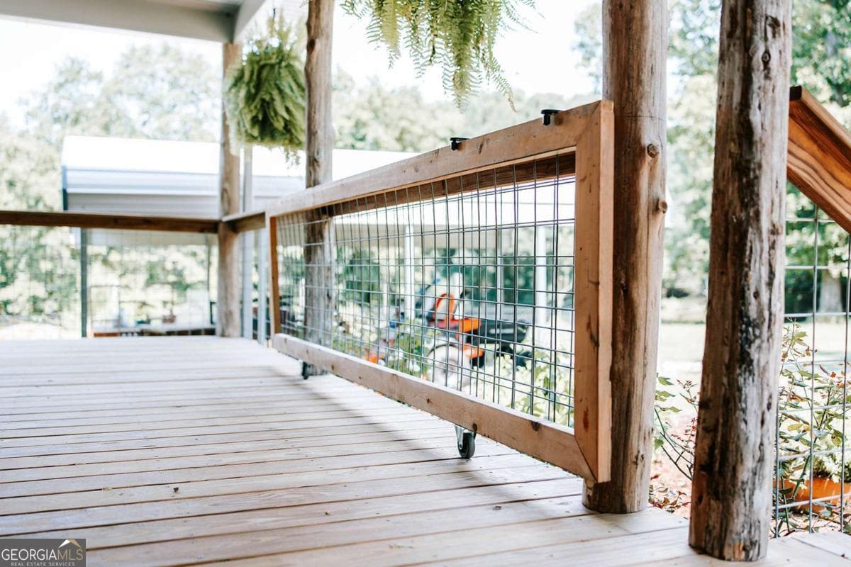 2 bedroom, 2 bathroom, 1,040 sq ft single family residence for sale at 3288 King Hall Mill Road, Bowman, GA 30624 — photo 8