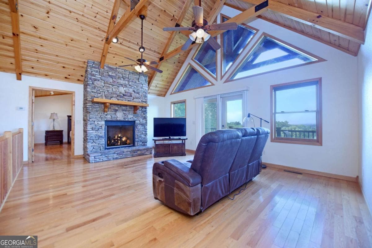3 bedroom, 2 bathroom, 3,300 sq ft cabin,single family residence for sale at 120 Big Sky Drive, Murphy, NC 28906 — photo 10