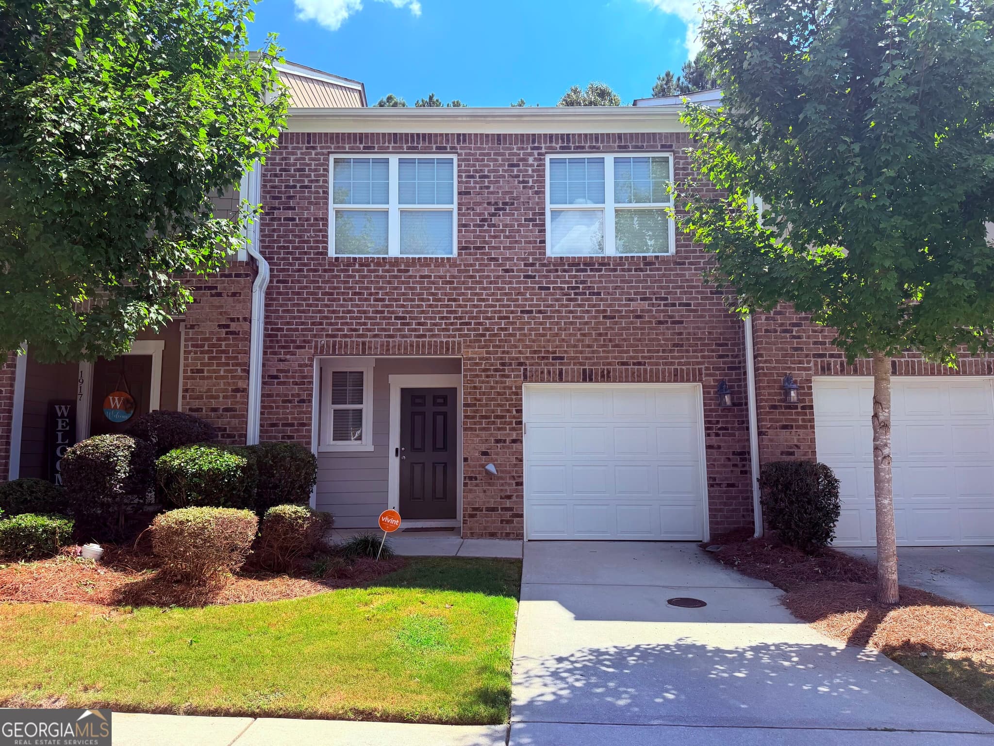 2 bedroom, 2.5 bathroom, 1,589 sq ft condominium for rent at 1913 Millstream Hollow, Conyers, GA 30012 for $1,900 a month