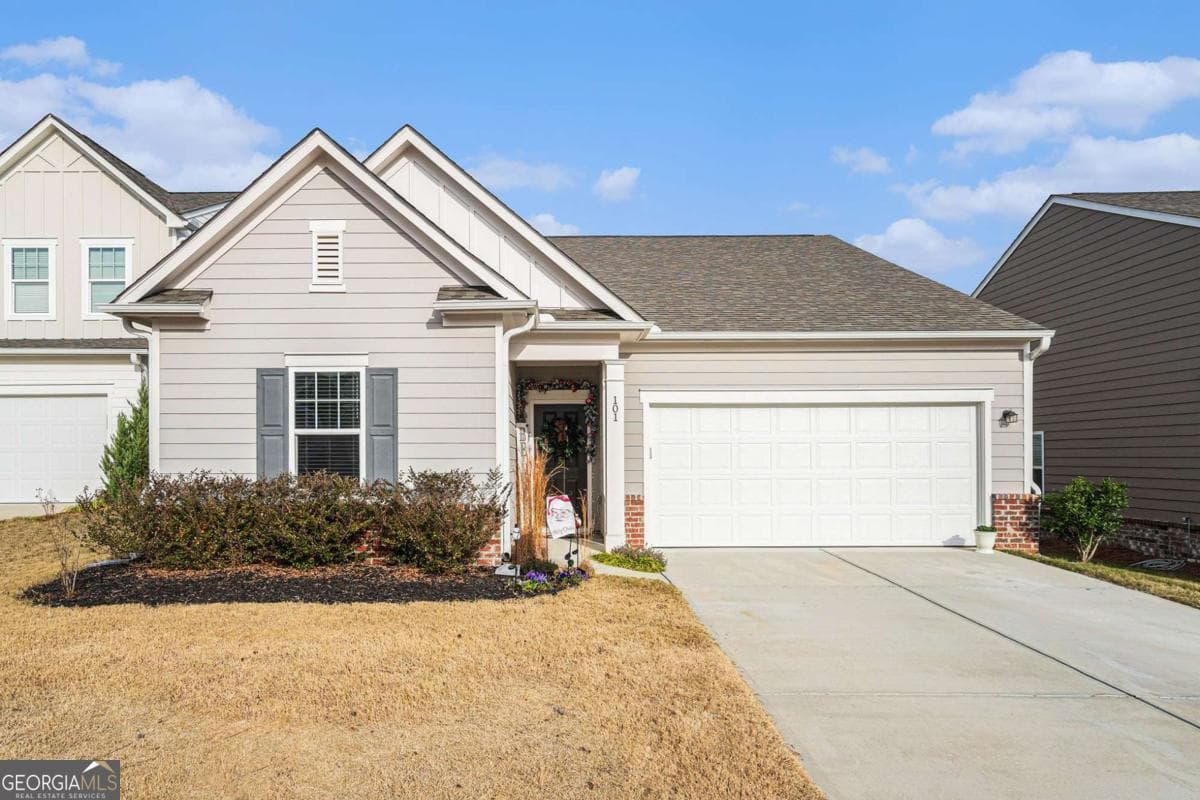 3 bedroom, 2 bathroom, 1,821 sq ft single family residence for sale at 101 Carnaby Street, Winder, GA 30680 — photo 1 of 29