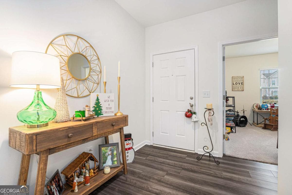 3 bedroom, 2 bathroom, 1,821 sq ft single family residence for sale at 101 Carnaby Street, Winder, GA 30680 — photo 5