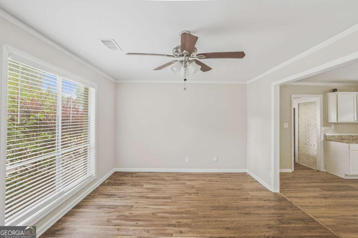 3 bedroom, 1 bathroom, 1,165 sq ft single family residence for sale at 3578 Sherbrooke Way, Atlanta, GA 30331 — photo 4