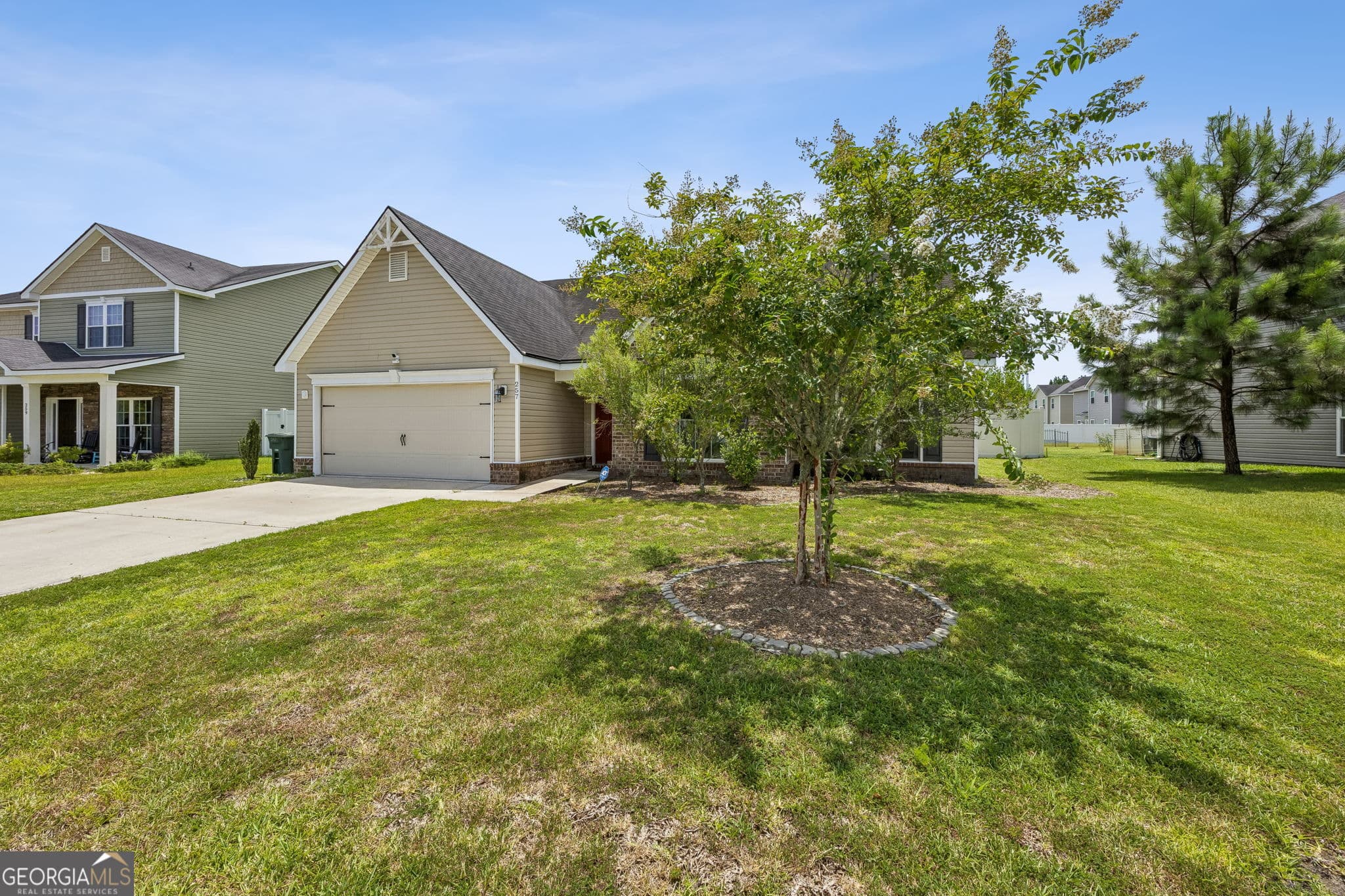 3 bedroom, 2 bathroom, 1,560 sq ft single family residence for sale at 257 Daniel Trent Way, Kingsland, GA 31548 — photo 2