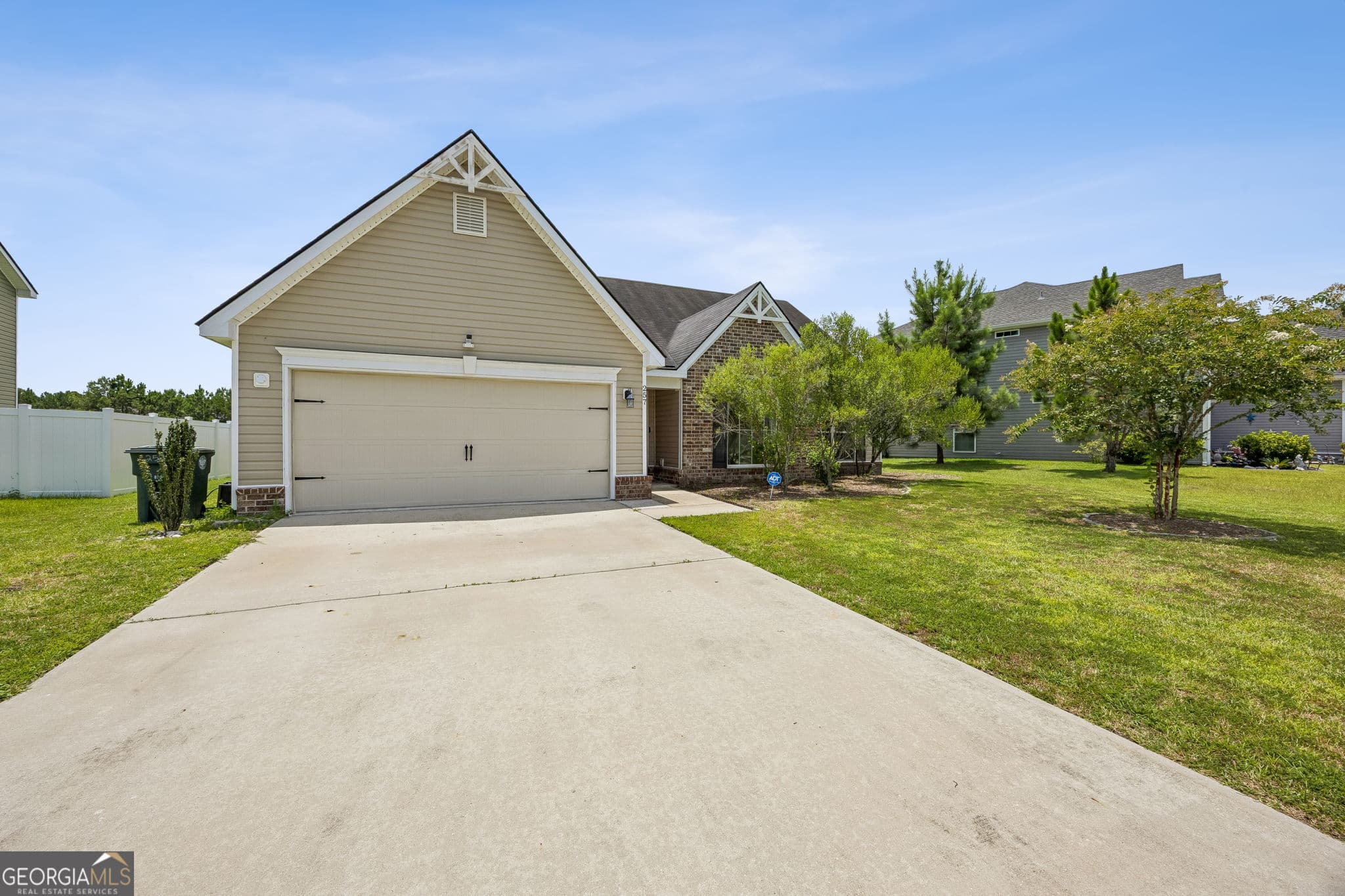 3 bedroom, 2 bathroom, 1,560 sq ft single family residence for sale at 257 Daniel Trent Way, Kingsland, GA 31548 — photo 3