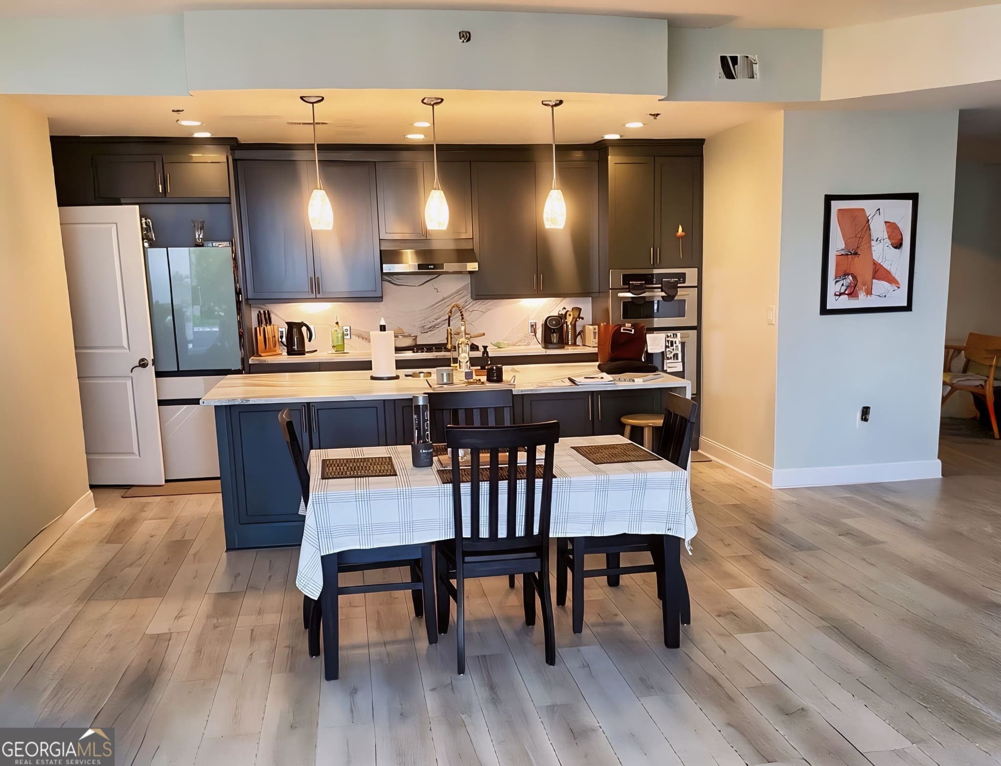 3 bedroom, 3 bathroom, 2,091 sq ft condominium for sale at 270 17th Street 3804, Atlanta, GA 30363 — photo 1 of 43