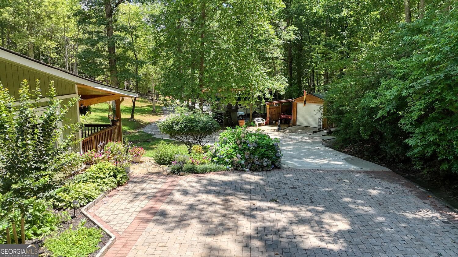 3 bedroom, 2 bathroom, 2,025 sq ft single family residence for sale at 243 Chattahoochee Acres Drive, Cleveland, GA 30528 — photo 7