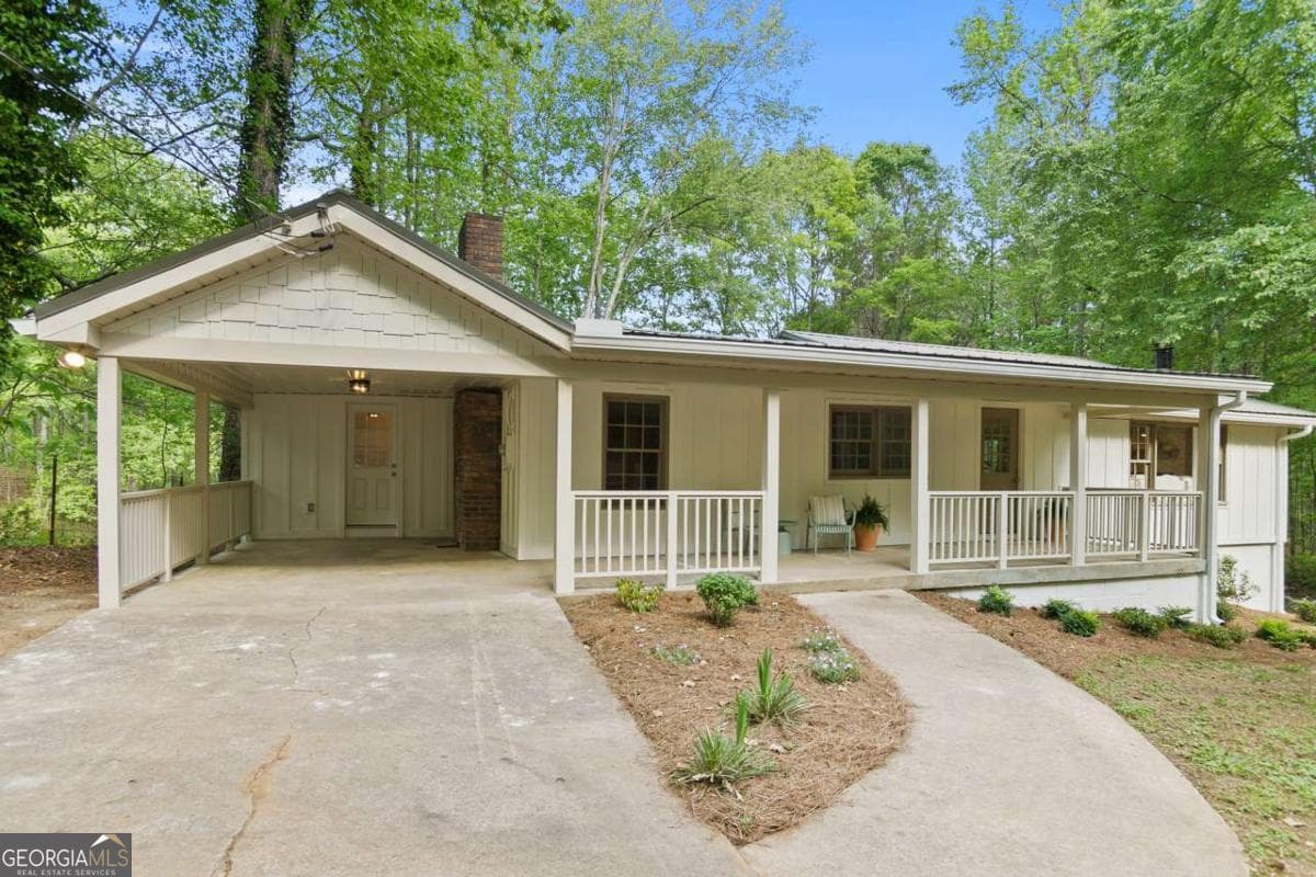4 bedroom, 3 bathroom, 2,586 sq ft single family residence sold at 1198 Johnson Brady Road, Canton, GA 30115