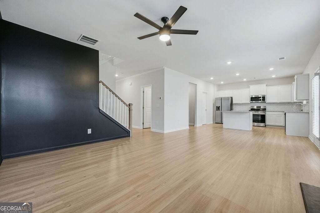 4 bedroom, 2.5 bathroom, 2,285 sq ft single family residence for sale at 635 River Run Drive, Dallas, GA 30132 — photo 6