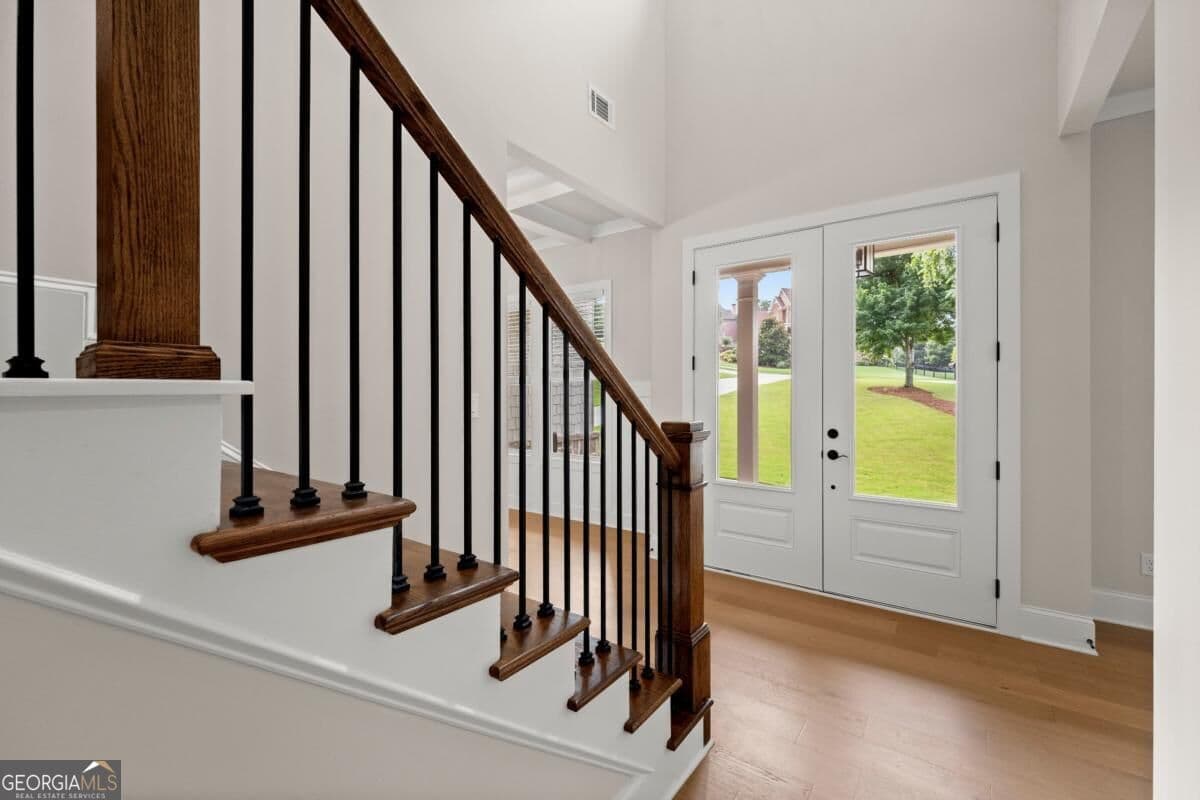 5 bedroom, 4.5 bathroom, 4,200 sq ft single family residence for sale at 4538 Meadowland Way, Flowery Branch, GA 30542 — photo 9