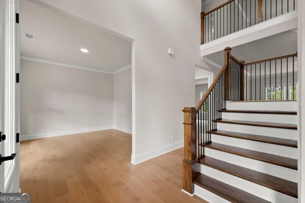 5 bedroom, 4.5 bathroom, 4,200 sq ft single family residence for sale at 4538 Meadowland Way, Flowery Branch, GA 30542 — photo 10