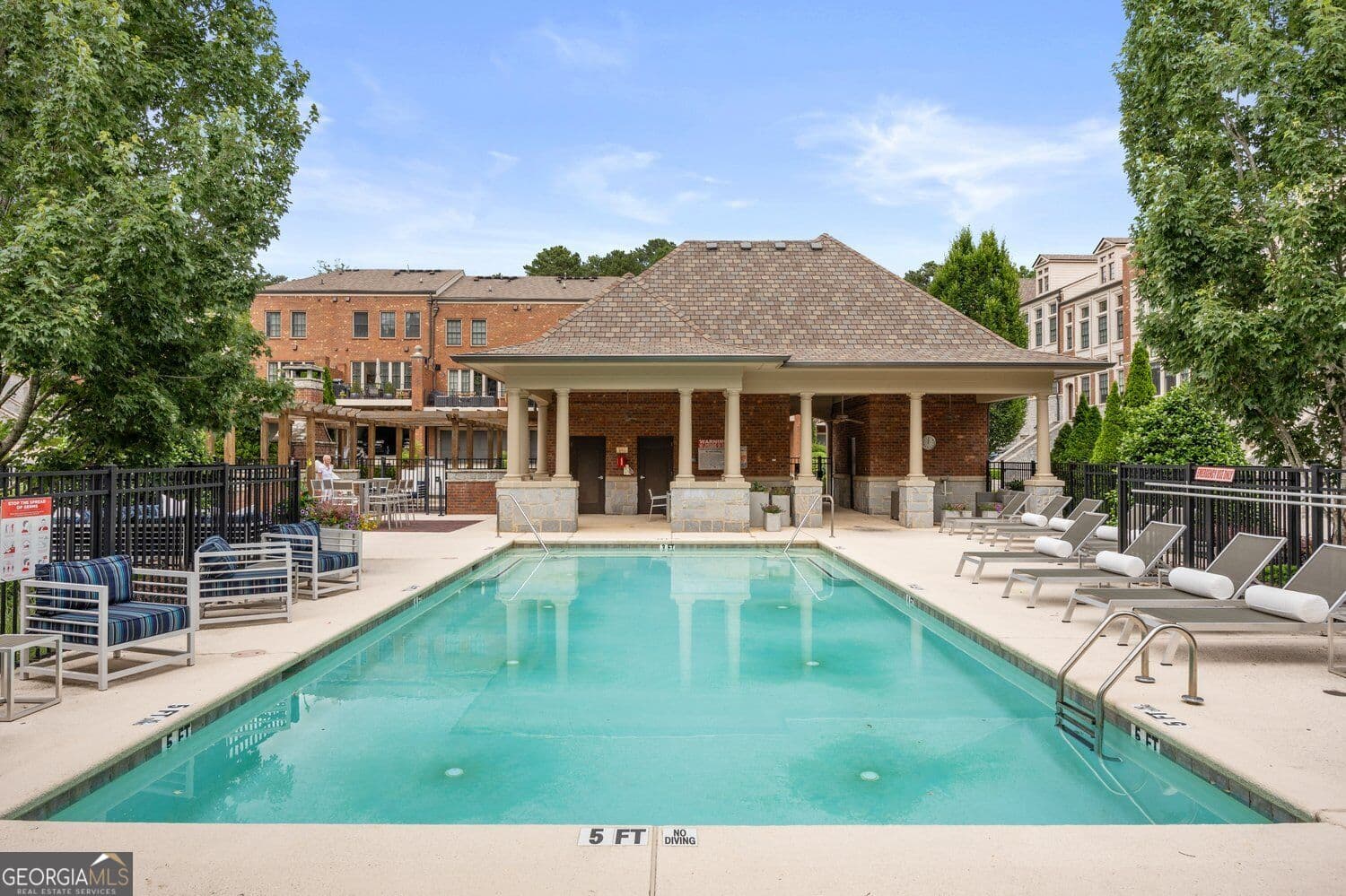 3 bedroom, 3.5 bathroom, 2,150 sq ft townhouse for sale at 2936 Hermance Drive, Brookhaven, GA 30319 — photo 6