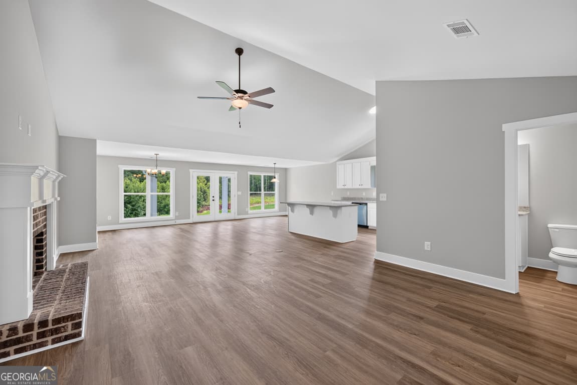 4 bedroom, 2.5 bathroom, 2,250 sq ft single family residence for sale at 334 Tallulah Court 15, Jefferson, GA 30549 — photo 3