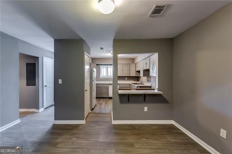 2 bedroom, 1 bathroom, 1,116 sq ft condominium for sale at 3281 Blazing Pine Knoll B, Decatur, GA 30034 — photo 8