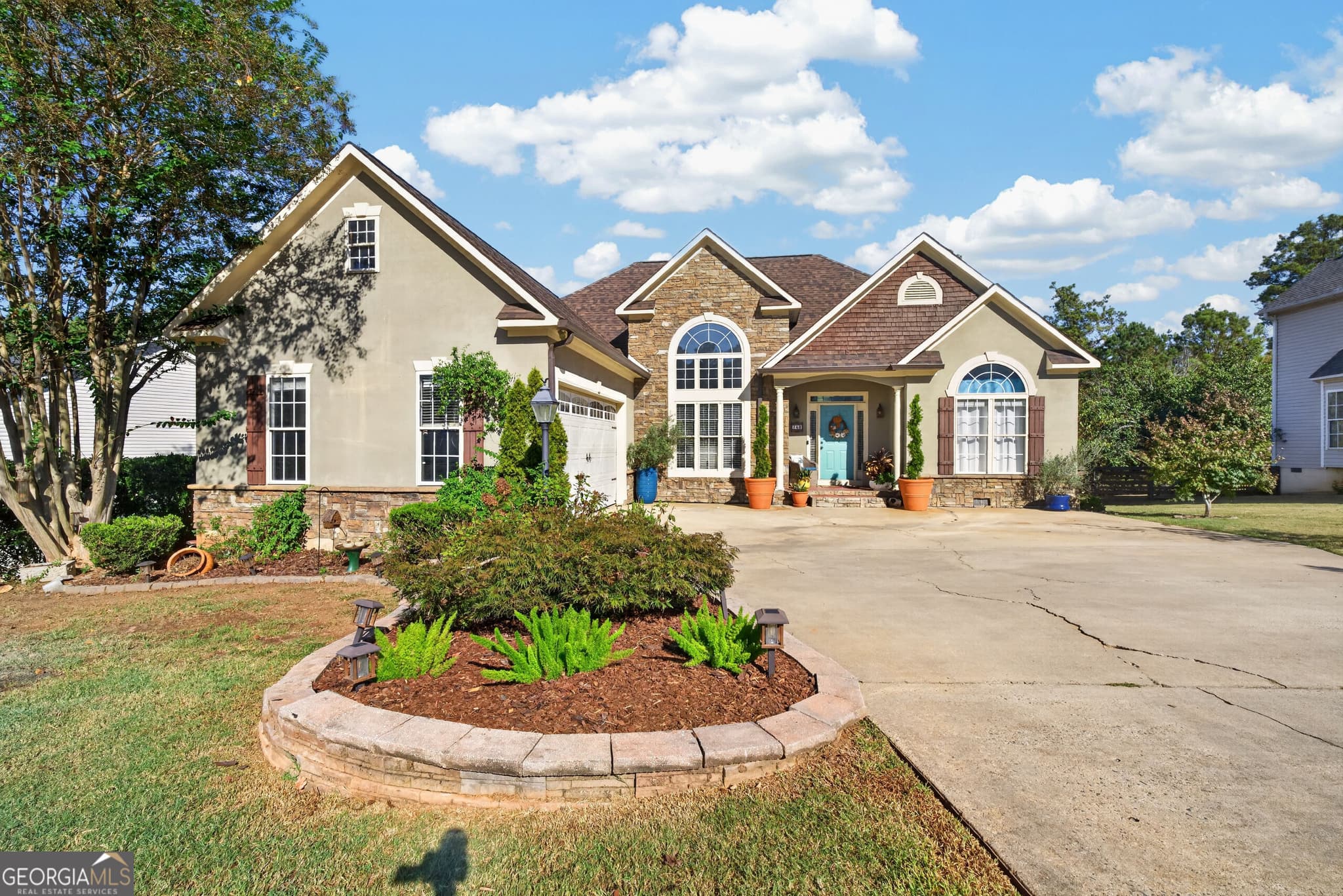 3 bedroom, 2 bathroom, 1,833 sq ft single family residence for sale at 148 Masters Cove, Macon, GA 31211 — photo 5