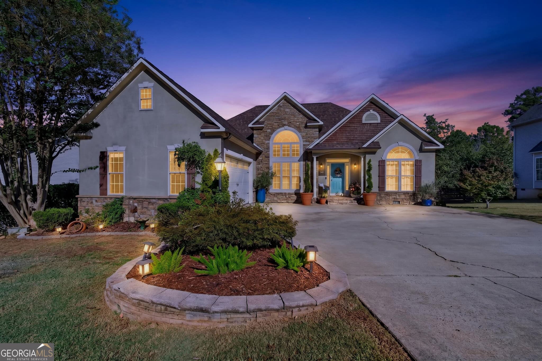 3 bedroom, 2 bathroom, 1,833 sq ft single family residence for sale at 148 Masters Cove, Macon, GA 31211 — photo 4