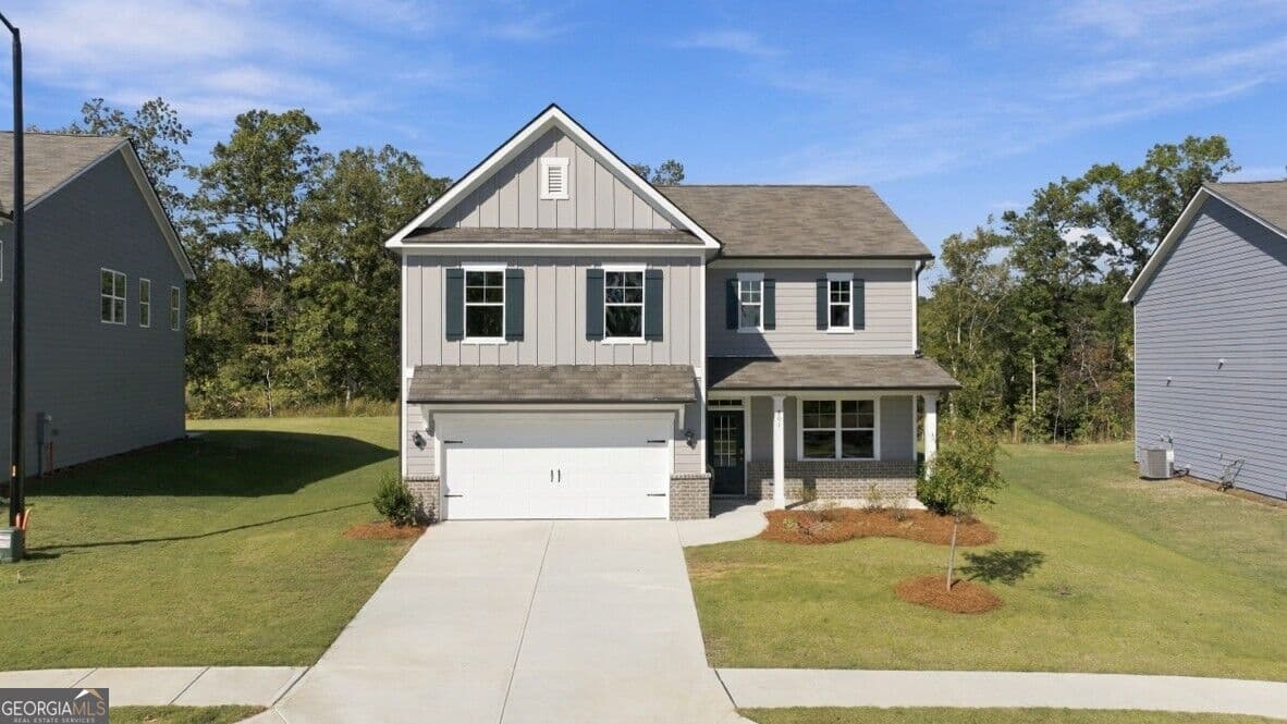 5 bedroom, 3 bathroom, 2,340 sq ft single family residence for sale at 801 Lost Creek Parkway, Dallas, GA 30132 — photo 1 of 35