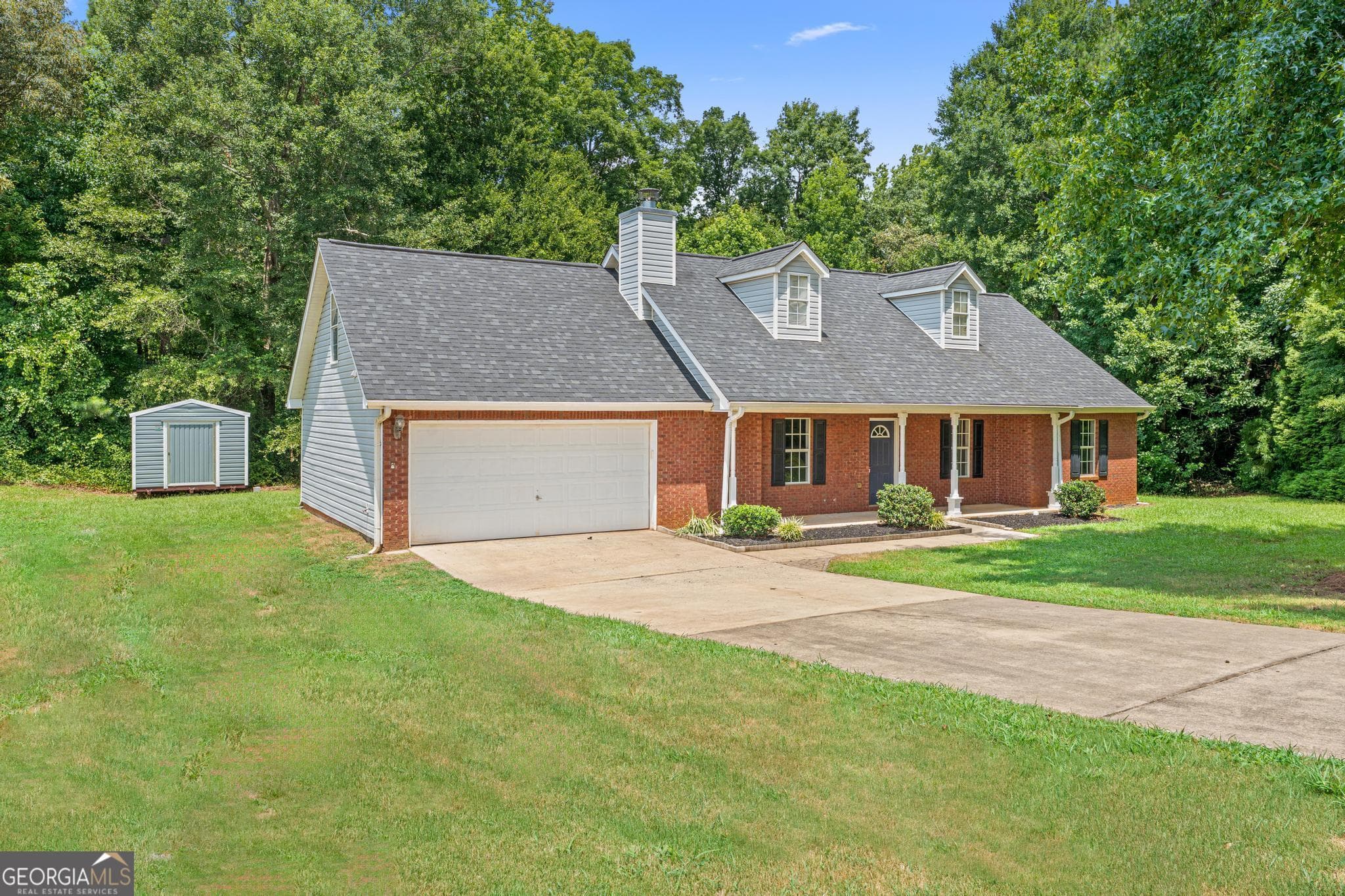 3 bedroom, 2 bathroom, 1,669 sq ft single family residence for sale at 169 Meadow View Drive, Jackson, GA 30233 — photo 5