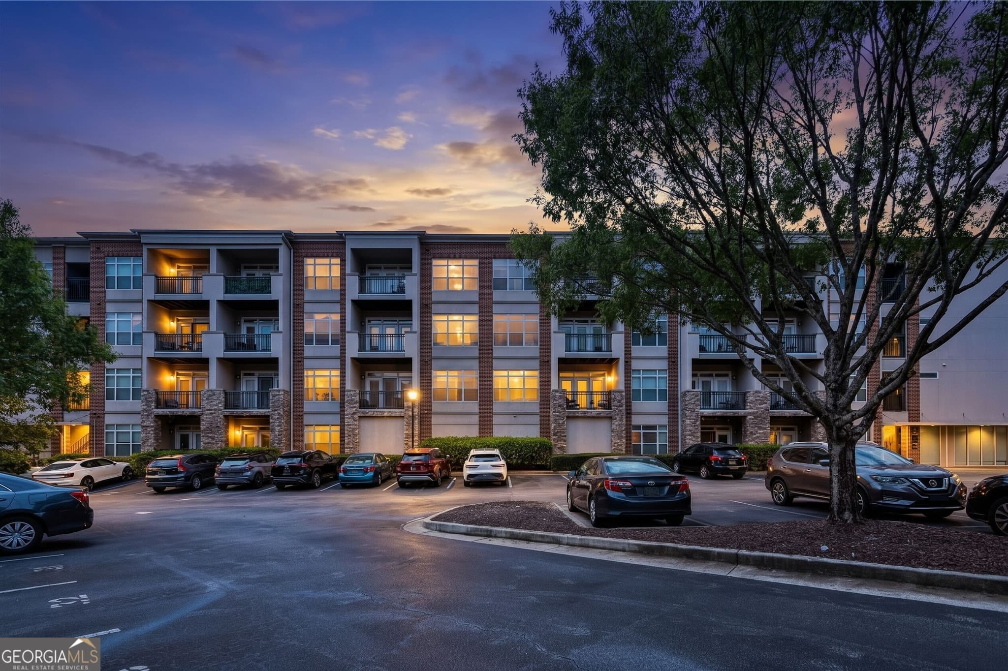 1 bedroom, 1 bathroom, 732 sq ft condominium for sale at 840 United Avenue 106, Atlanta, GA 30312