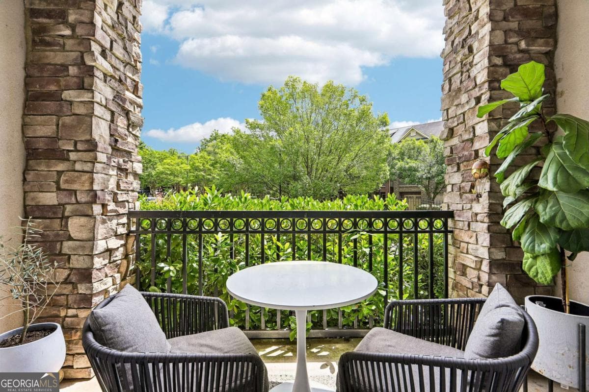 1 bedroom, 1 bathroom, 732 sq ft condominium for sale at 840 United Avenue 106, Atlanta, GA 30312 — photo 5