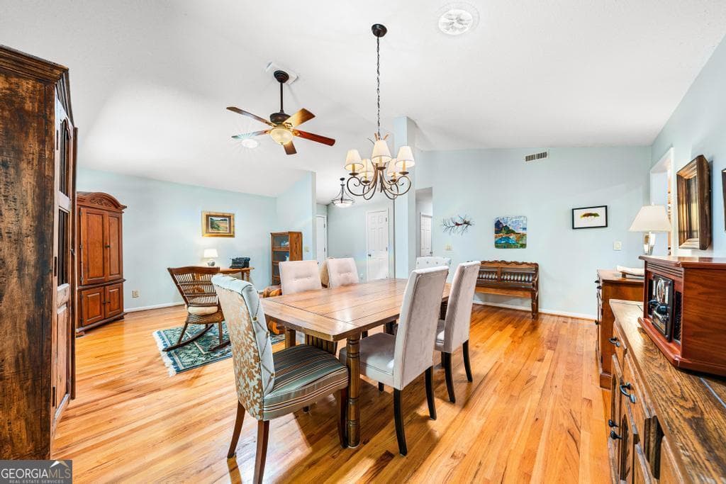 3 bedroom, 2 bathroom, 2,020 sq ft single family residence for sale at 1303 South Arrowhead Drive, Westminster, SC 29693 — photo 8