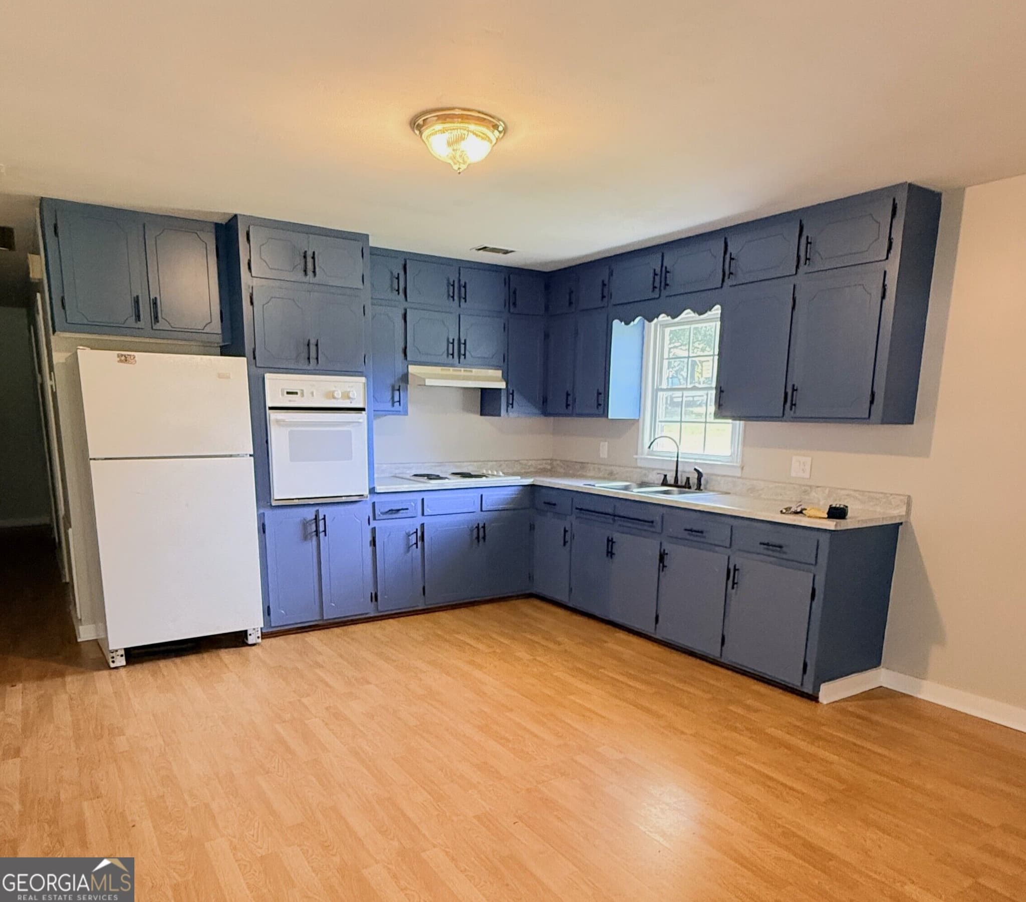 3 bedroom, 1 bathroom, 1,260 sq ft single family residence for rent at 611 Mitchell Avenue, Bowdon, GA 30108 for $1,499 a month — photo 5