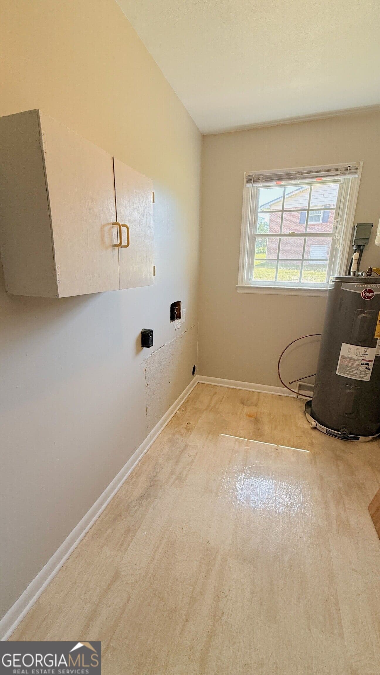 3 bedroom, 1 bathroom, 1,260 sq ft single family residence for rent at 611 Mitchell Avenue, Bowdon, GA 30108 for $1,499 a month — photo 8