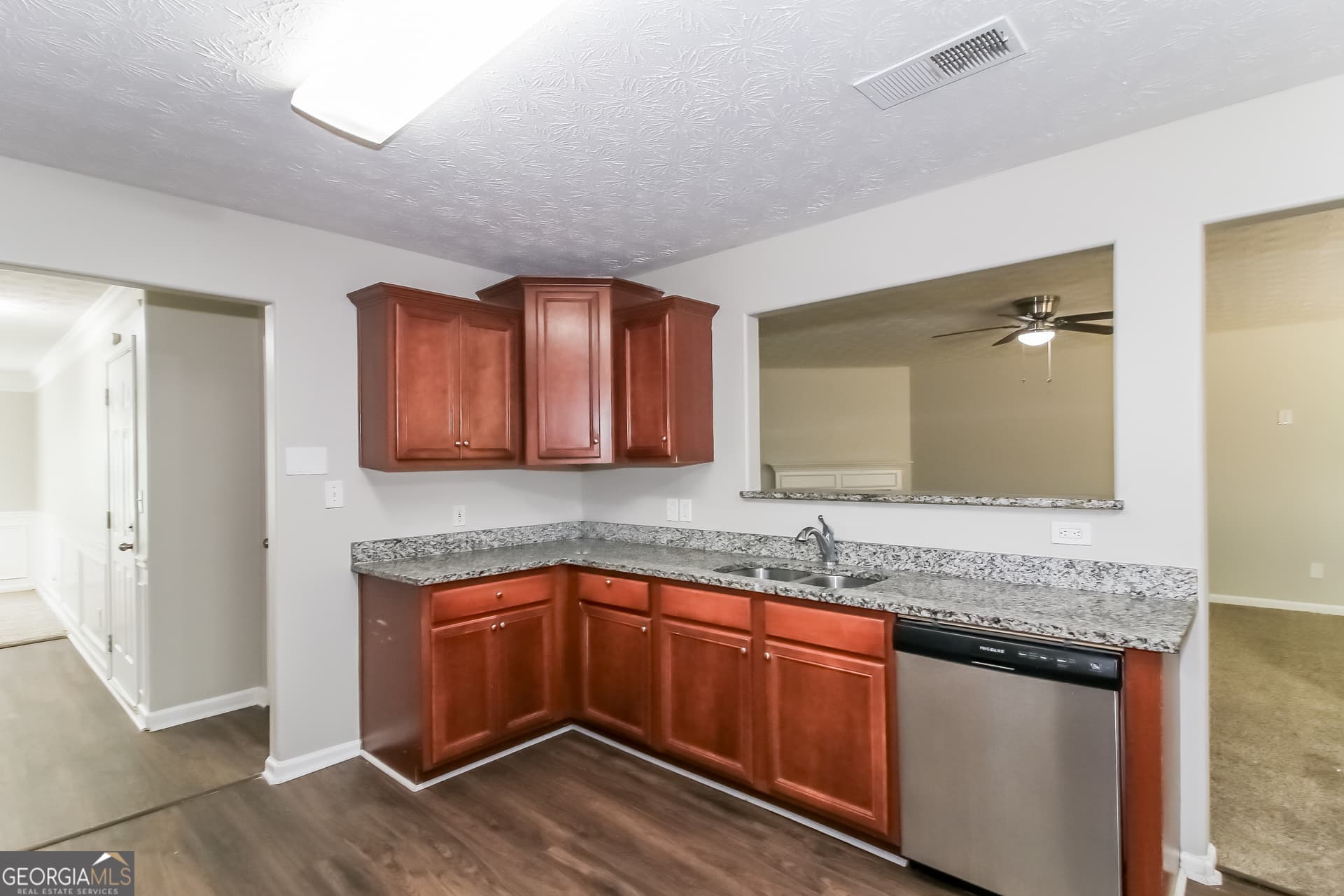 5 bedroom, 3 bathroom, 4,489 sq ft single family residence for sale at 7634 Pine Gables Drive, Riverdale, GA 30296 — photo 10
