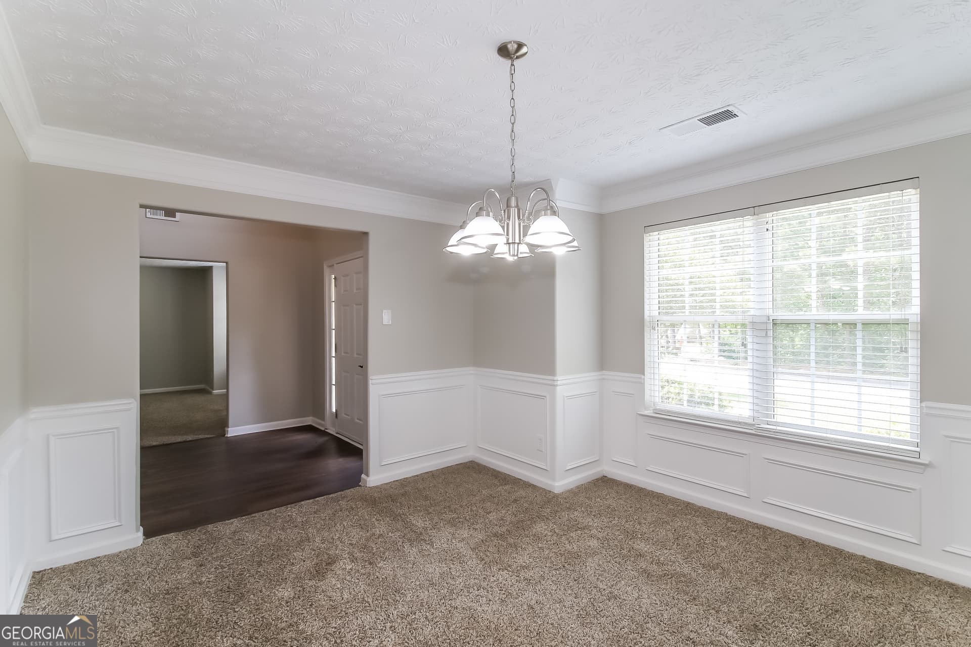 5 bedroom, 3 bathroom, 4,489 sq ft single family residence for sale at 7634 Pine Gables Drive, Riverdale, GA 30296 — photo 8