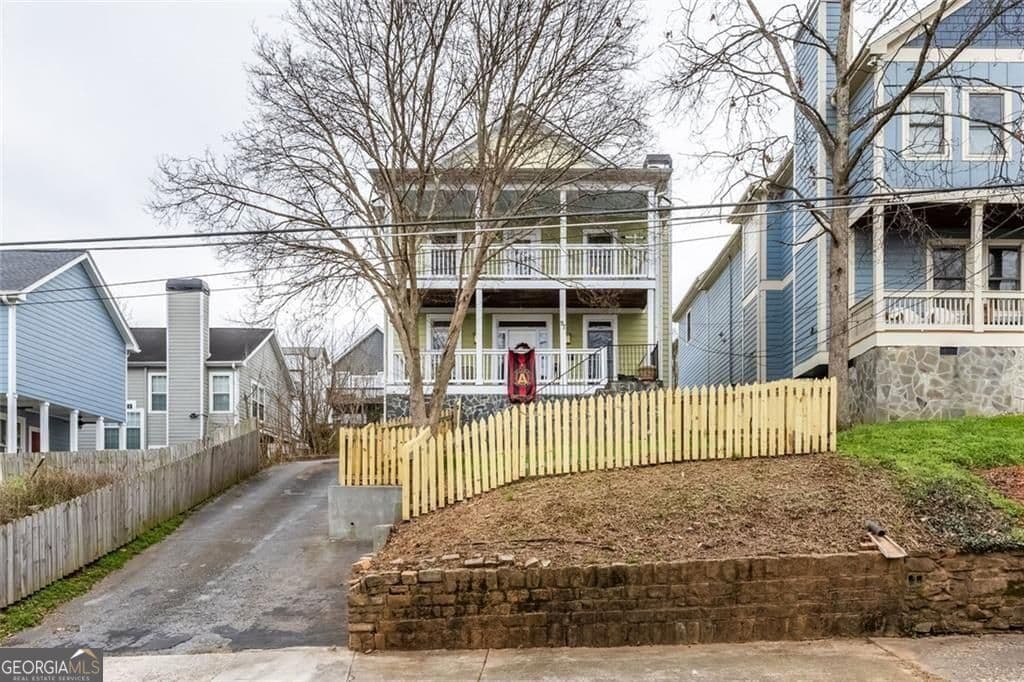 3 bedroom, 2.5 bathroom, 2,128 sq ft single family residence sold at 97 Richardson Street, Atlanta, GA 30312