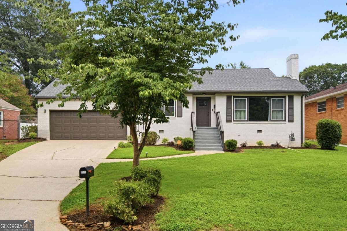 3 bedroom, 2 bathroom, 3,714 sq ft single family residence for rent at 1179 Fountain Drive, Atlanta, GA 30314 for $2,600 a month — photo 1 of 1