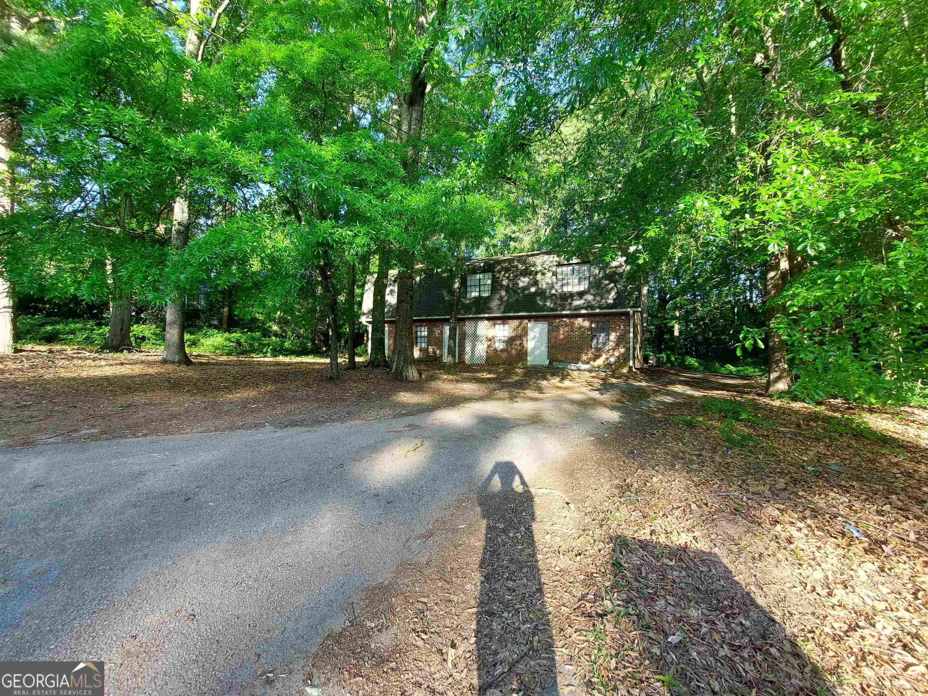 2 bedroom, 1.5 bathroom, 1,013 sq ft townhouse for rent at 140 Hunters Lane B, Fayetteville, GA 30215 for $1,495 a month — photo 1 of 1