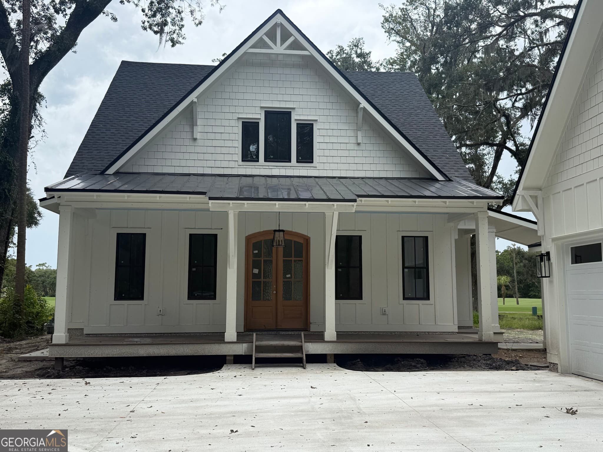 3 bedroom, 3.5 bathroom, 2,217 sq ft single family residence for sale at 223 Audubon WYND, Waverly, GA 31565