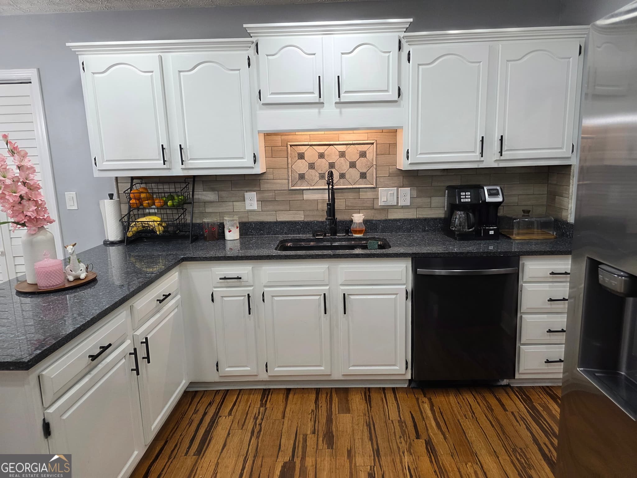 4 bedroom, 3 bathroom, 2,363 sq ft single family residence for sale at 1005 Creek Run Place, Temple, GA 30179 — photo 9