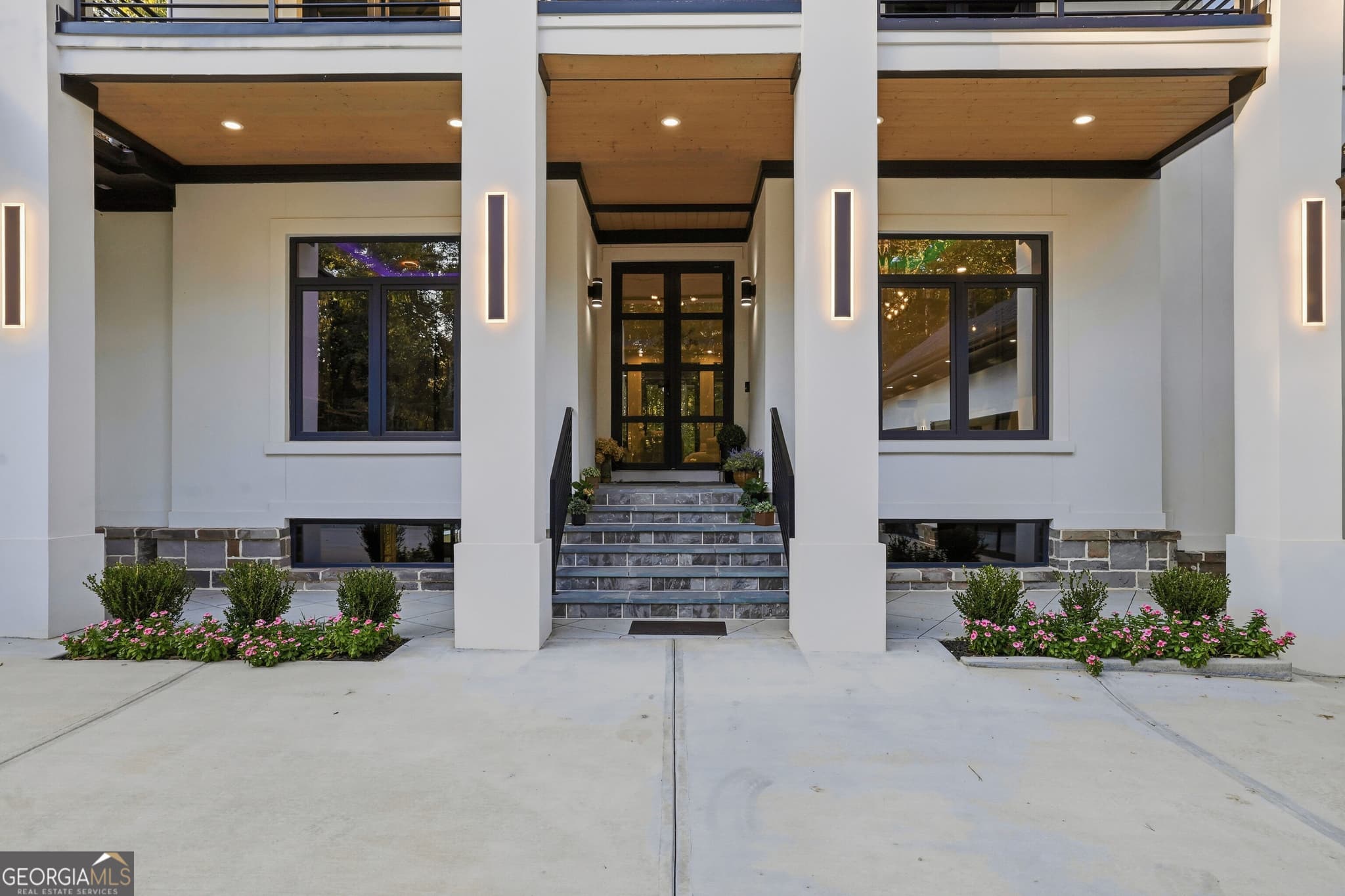 5 bedroom, 6 bathroom, 10,231 sq ft single family residence for sale at 123 Russell Road, Lawrenceville, GA 30043 — photo 7